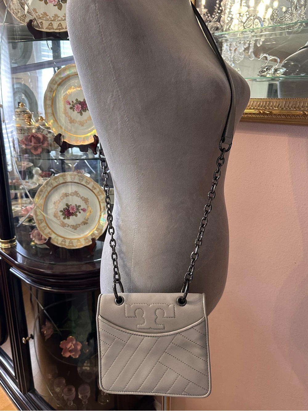 Tory Burch Leather Crossbody Shoulder Bag in Light Gray